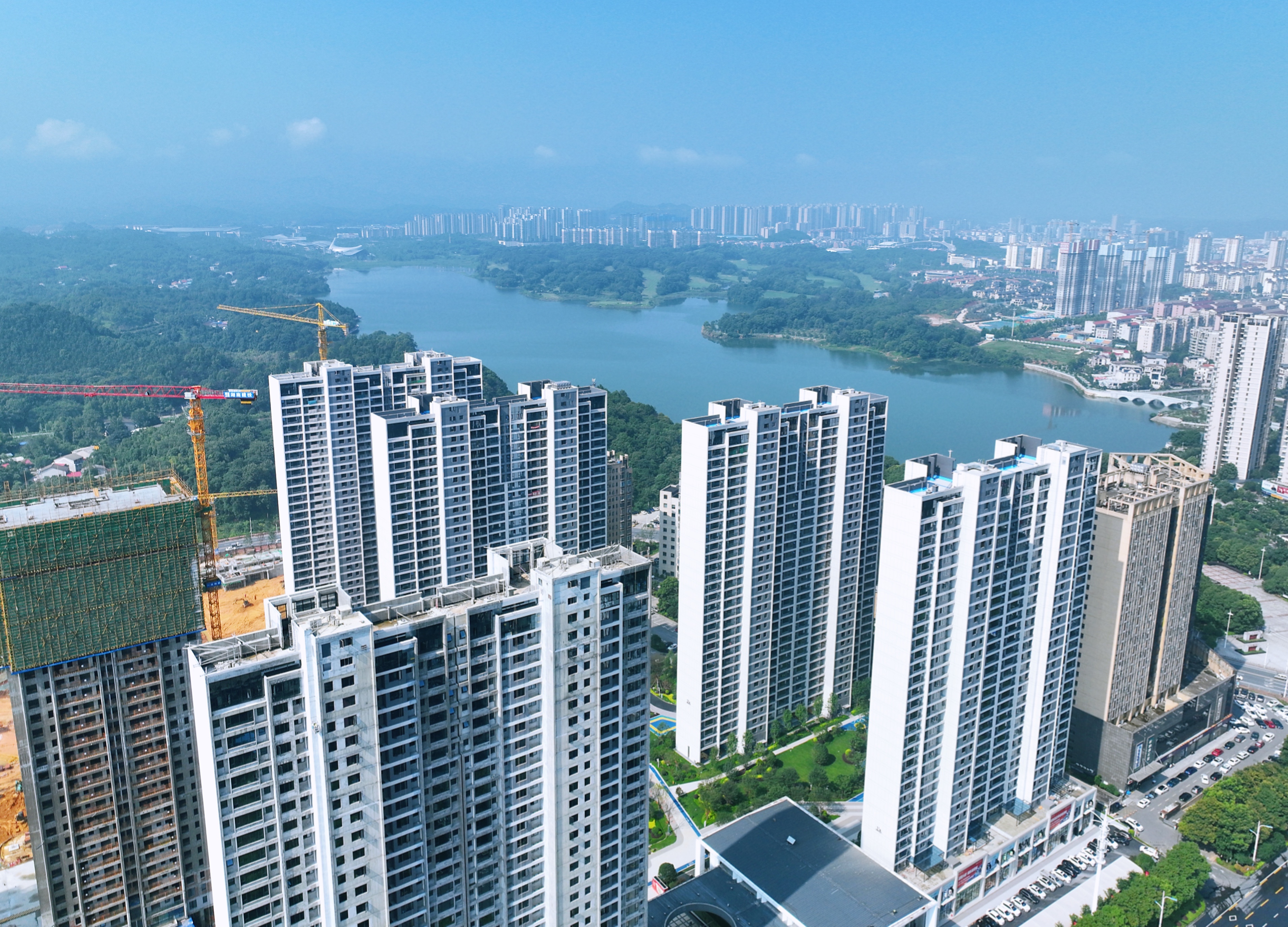 贏戰(zhàn)百日 攻堅(jiān)2024 | 提前2個(gè)月完成年度經(jīng)營指標(biāo)！看湖南建投·城市之光如何逆市破局→