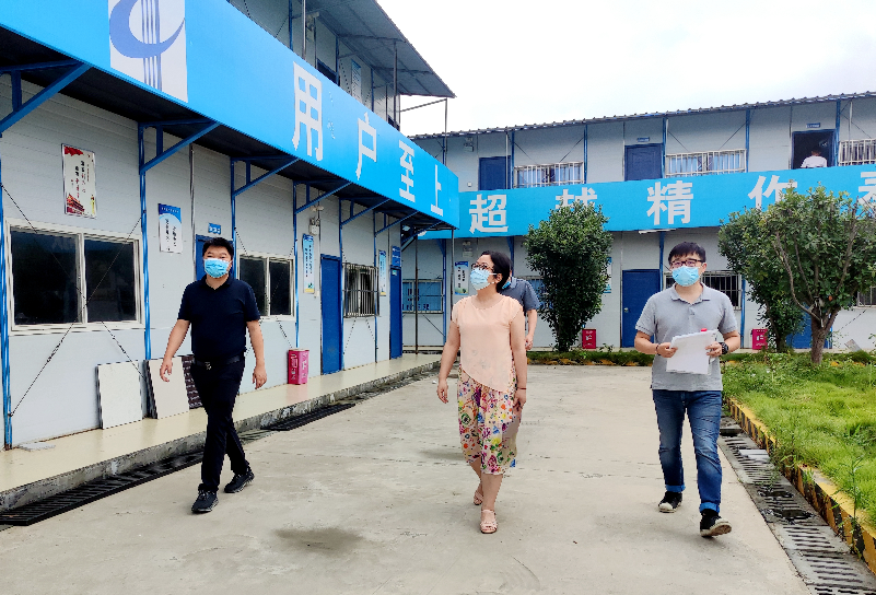 湖南建工地產黨委委員、紀委書記趙杰英帶隊開展疫情防控督查