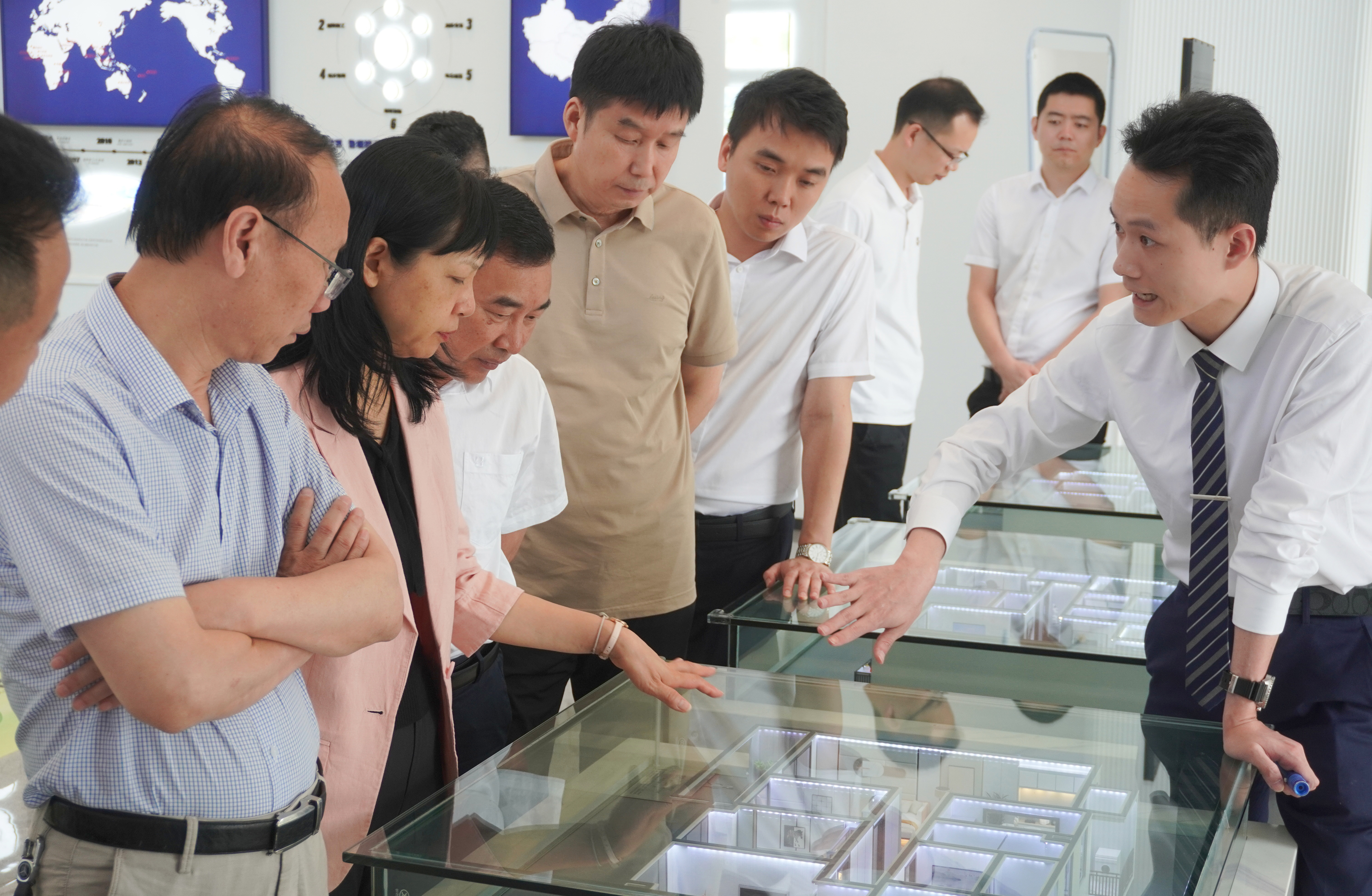 公司外部董事赴項目開展調(diào)研工作